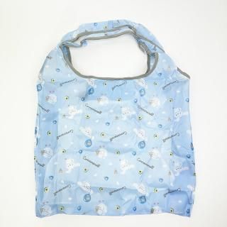 <img class='new_mark_img1' src='https://img.shop-pro.jp/img/new/icons15.gif' style='border:none;display:inline;margin:0px;padding:0px;width:auto;' />サンリオ シナモロール ポケット付きエコバッグ かばん お買い物 ブルー
