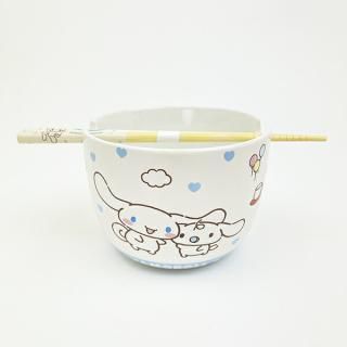 <img class='new_mark_img1' src='https://img.shop-pro.jp/img/new/icons15.gif' style='border:none;display:inline;margin:0px;padding:0px;width:auto;' />サンリオ シナモロール 陶器製ボウル箸セット いつもいっしょのお友だちシリーズ シナモン Sanrio