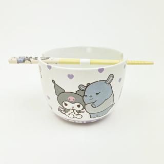 <img class='new_mark_img1' src='https://img.shop-pro.jp/img/new/icons15.gif' style='border:none;display:inline;margin:0px;padding:0px;width:auto;' />サンリオ クロミ 陶器製ボウル箸セット いつもいっしょのお友だちシリーズ Sanrio