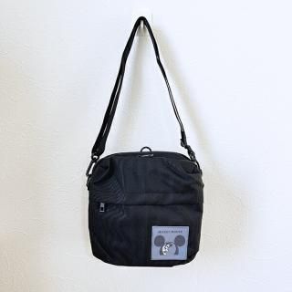 ミッキー　シートクッション　ショルダーバッグ　ハット　ディズニー ディズニーストア ショルダーバッグ ミッキーアンドフレンズ