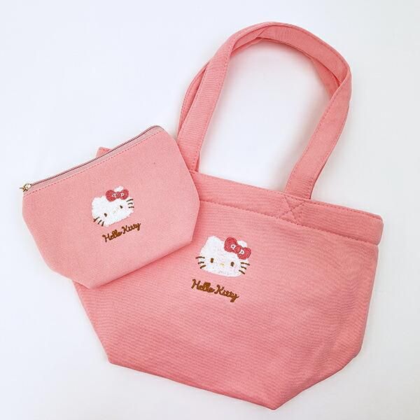 キティちゃんのもこもこ刺繍ポーチ