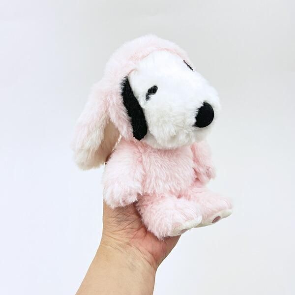 SNOOPY Peanuts ピンク犬の ぬいぐるみ PEANUTS HOTELより、昨年大人気だったピンクのぬいぐるみが今年