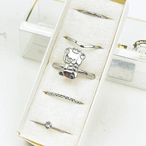リラックマのシルバーのアクセサリー
