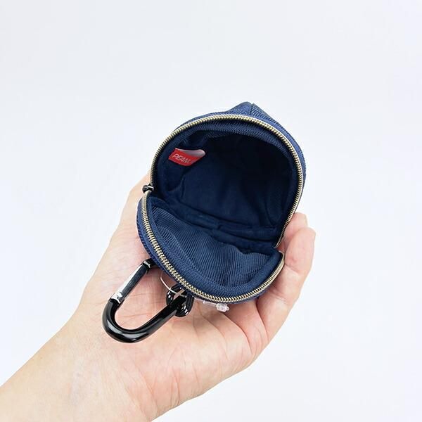 スヌーピーのキャップ型ポーチ