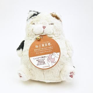 <img class='new_mark_img1' src='https://img.shop-pro.jp/img/new/icons15.gif' style='border:none;display:inline;margin:0px;padding:0px;width:auto;' />ねこ肯定感 みけねこのさんま ウォームミニクッション ぬいぐるみ