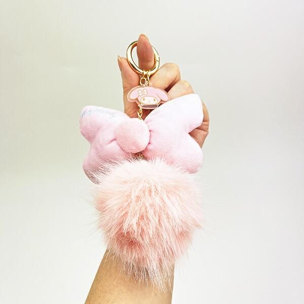 サンリオの大人女子必見のリボンファーチャーム