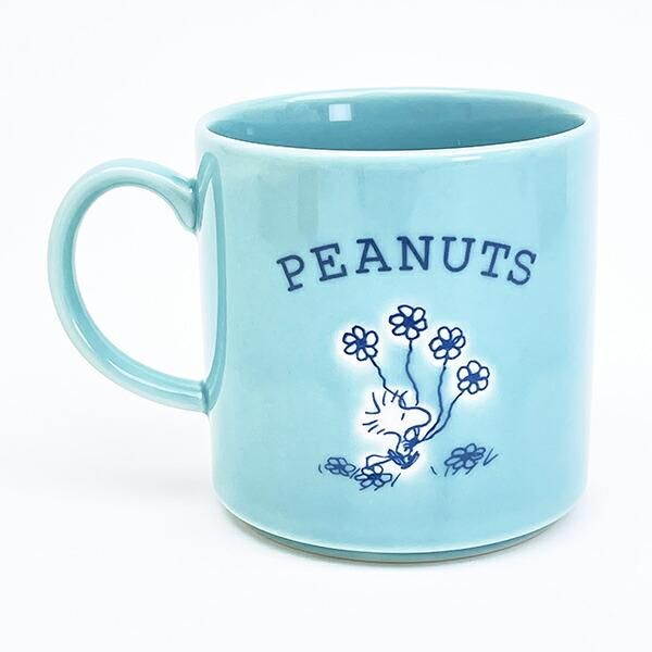 スヌーピーの木箱入りマグカップ
