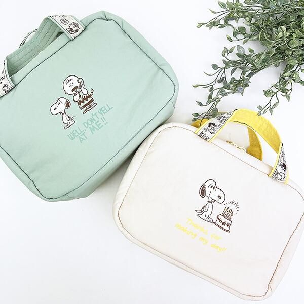 スヌーピーの2WAY吊下げポーチ