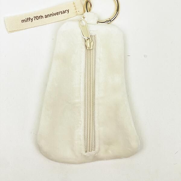 ミッフィーのダイカットポーチ