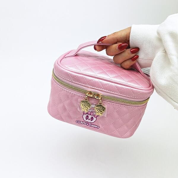 エスターバニーの大人女子必見のキュートすぎるポーチ