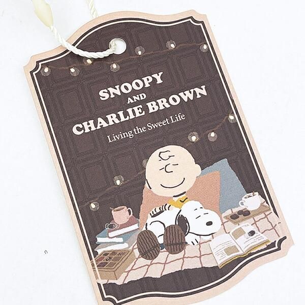 スヌーピーのラウンドマカロンポーチ