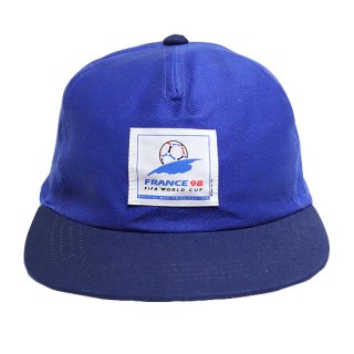 <img class='new_mark_img1' src='https://img.shop-pro.jp/img/new/icons47.gif' style='border:none;display:inline;margin:0px;padding:0px;width:auto;' />Budweiser 1998 Fifa World Cup Cap - Blue/Navy - Deadstock