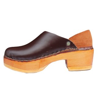 <img class='new_mark_img1' src='https://img.shop-pro.jp/img/new/icons47.gif' style='border:none;display:inline;margin:0px;padding:0px;width:auto;' />Sabot Sandal - Brown - Vintage