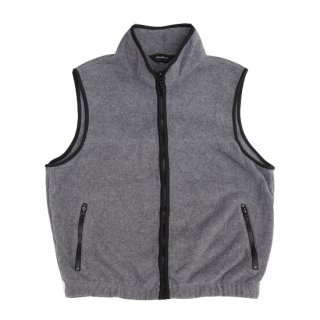 <img class='new_mark_img1' src='https://img.shop-pro.jp/img/new/icons47.gif' style='border:none;display:inline;margin:0px;padding:0px;width:auto;' />Eddie Bauer Fleece Vest - Charcoal - Vintage