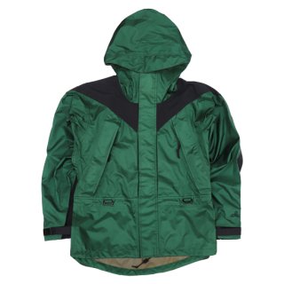 <img class='new_mark_img1' src='https://img.shop-pro.jp/img/new/icons5.gif' style='border:none;display:inline;margin:0px;padding:0px;width:auto;' />Eastern Mountain Sports Expedition 3-Layer Gore-Tex Jacket - Green/Black- Deadstock