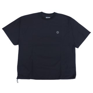 <img class='new_mark_img1' src='https://img.shop-pro.jp/img/new/icons47.gif' style='border:none;display:inline;margin:0px;padding:0px;width:auto;' />Cockroach  Sports Tee - Black - Domestic
