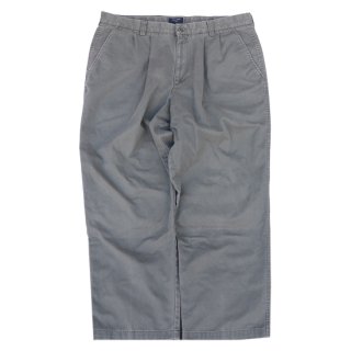 <img class='new_mark_img1' src='https://img.shop-pro.jp/img/new/icons47.gif' style='border:none;display:inline;margin:0px;padding:0px;width:auto;' />Dockers 2 Tuck Chino Pants - Gray - Vintage