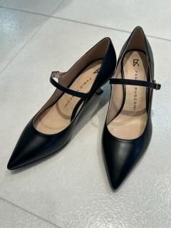 ECLAIR エクレ−らル　シルバー サテン パンプス　7cm 23cm ECLAIR エクレ−らル シルバー サテン パンプス 7cm みなぎり 23cm