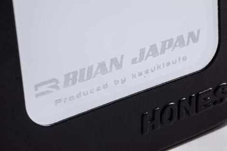 BUANJAPAN×HONEST 給油口ガラスリッド | 無機質な給油口に遊び心 BUANJAPAN×HONEST 給油口ガラスリッド | 無機質な給油口に遊び心