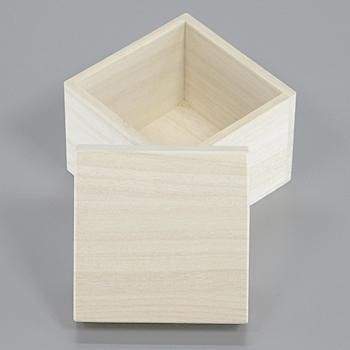 【骨董品】 竹製仙媒「雨山」　應心作（銘あり）桐箱付 桐箱 正方形サm W80D80H80 - 桐箱屋さん