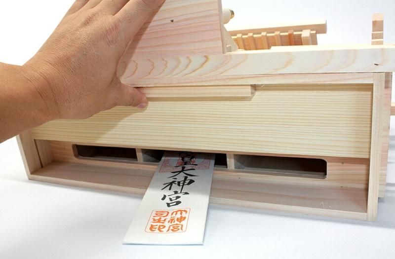神棚 屋根違い 三社 中 | 本金具 神棚の里 - 神棚・神具の専門店 神棚 屋根違い 三社 中 | 本金具 神棚の里 - 神棚・神具の専門店