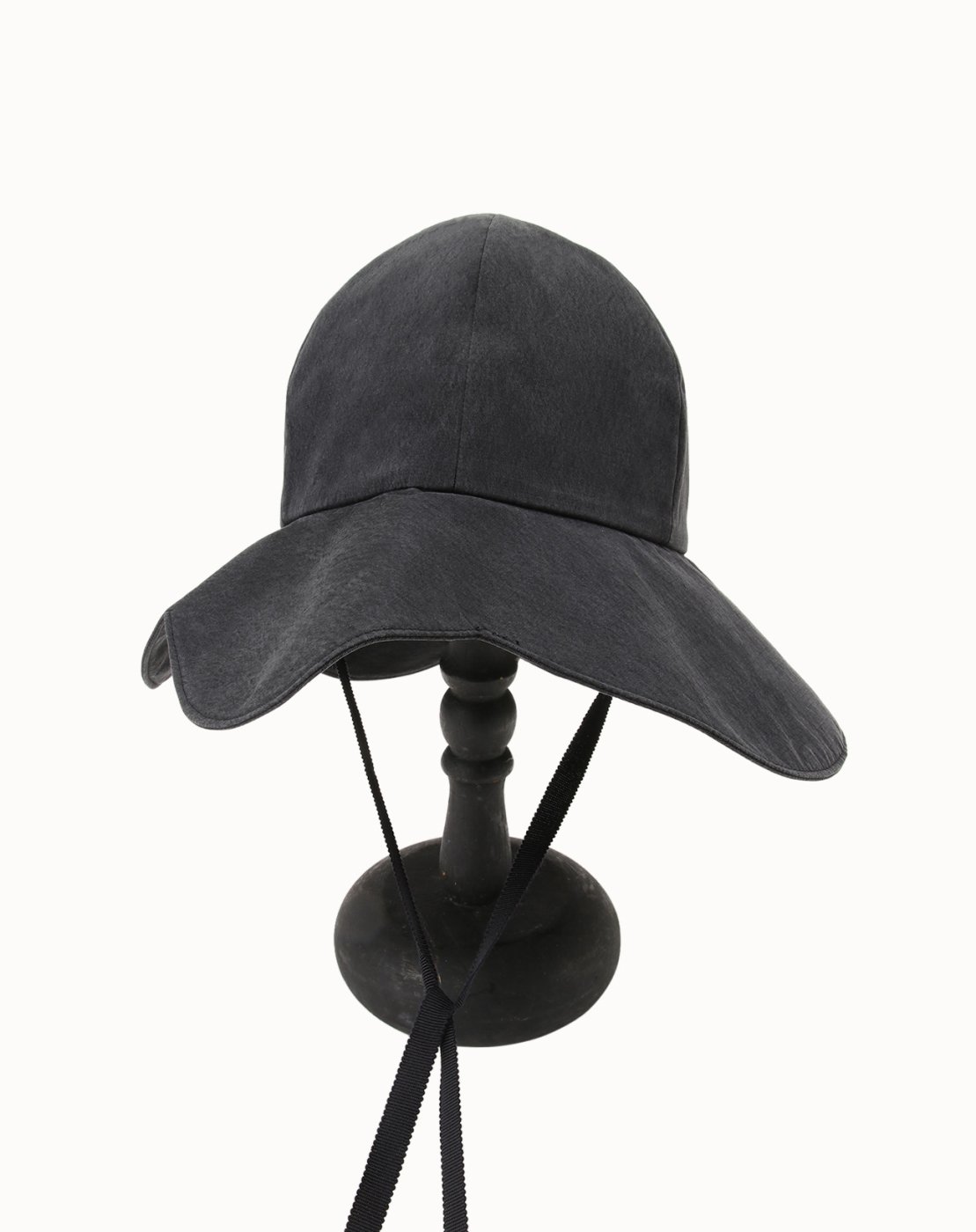 Saravah × leur logette】 Pure Silk Cotton Scalloped Hat - Black