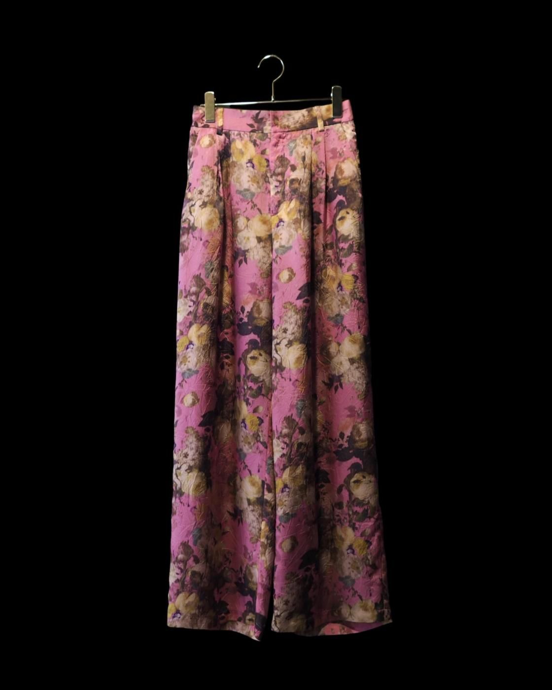 leur logette - <img class='new_mark_img1' src='https://img.shop-pro.jp/img/new/icons1.gif' style='border:none;display:inline;margin:0px;padding:0px;width:auto;' />Cupro Print Pants - 228 Pink