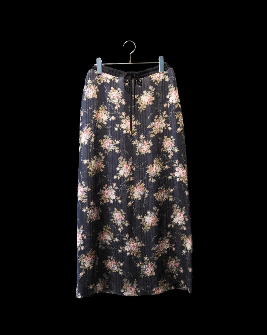 leur logette - <img class='new_mark_img1' src='https://img.shop-pro.jp/img/new/icons1.gif' style='border:none;display:inline;margin:0px;padding:0px;width:auto;' />Cupro Print Skirt - 232 Black