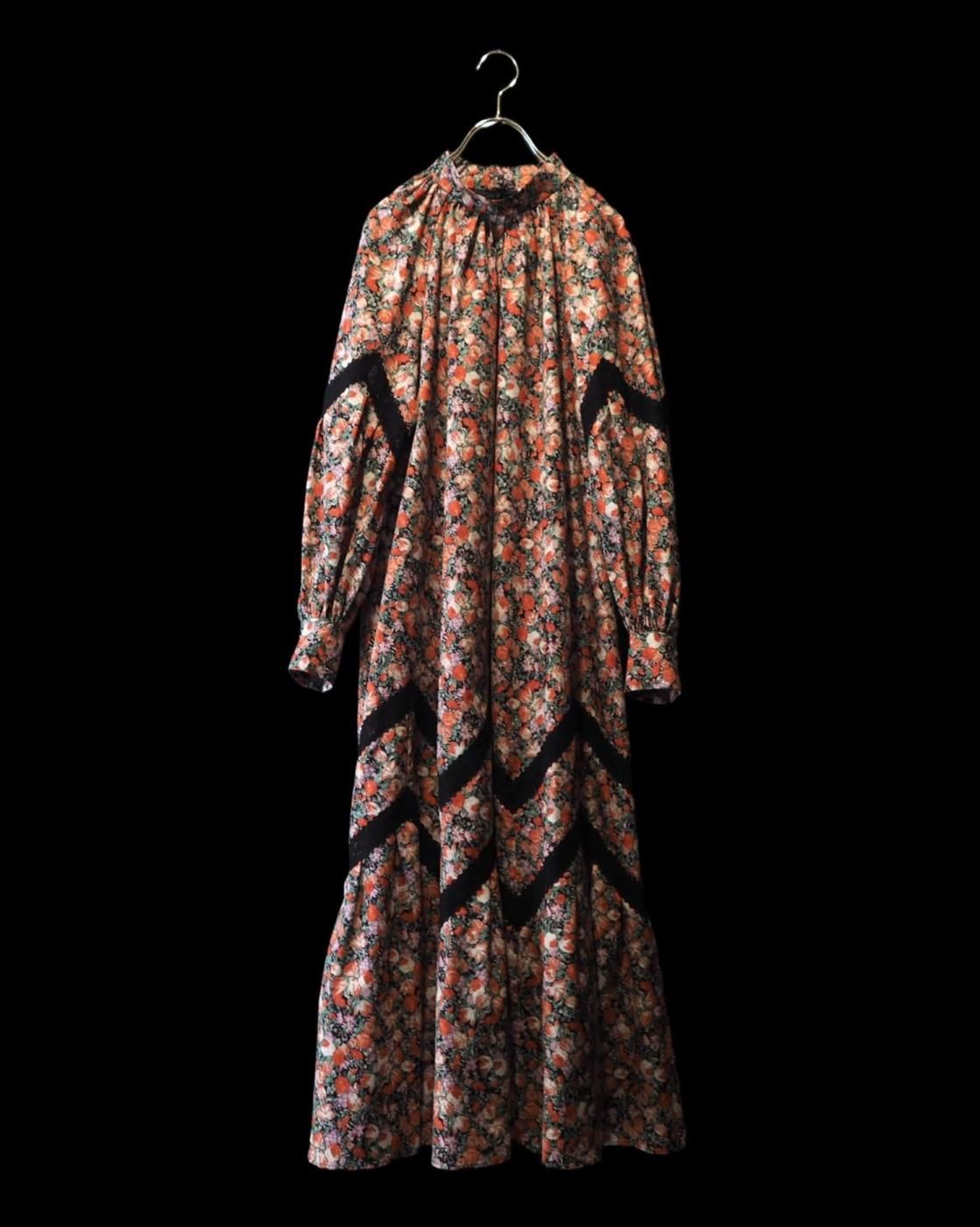 leur logette - <img class='new_mark_img1' src='https://img.shop-pro.jp/img/new/icons1.gif' style='border:none;display:inline;margin:0px;padding:0px;width:auto;' />Cotton Print Dress - 121 Red
