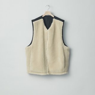 <img class='new_mark_img1' src='https://img.shop-pro.jp/img/new/icons8.gif' style='border:none;display:inline;margin:0px;padding:0px;width:auto;' />【stein】Wool Fur Reversible Vest