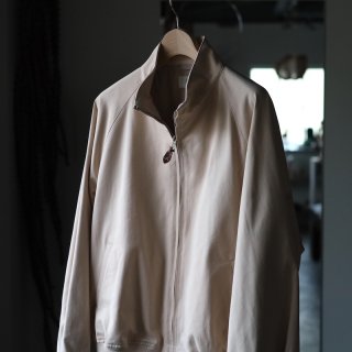<img class='new_mark_img1' src='https://img.shop-pro.jp/img/new/icons8.gif' style='border:none;display:inline;margin:0px;padding:0px;width:auto;' />HERILLEgyptian Cotton Weekend Jacket