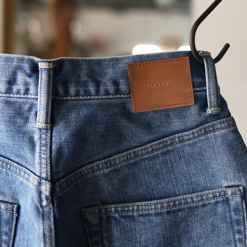 HUUKU【HATSKI】Loose Tapered Denim -ICE BLUE