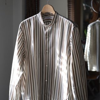 <img class='new_mark_img1' src='https://img.shop-pro.jp/img/new/icons8.gif' style='border:none;display:inline;margin:0px;padding:0px;width:auto;' />MAATEE&SONSSilk Band Collar Shirts