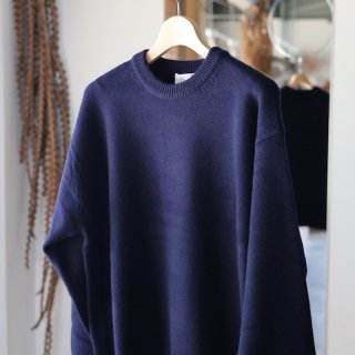 <img class='new_mark_img1' src='https://img.shop-pro.jp/img/new/icons8.gif' style='border:none;display:inline;margin:0px;padding:0px;width:auto;' />HERILLGolden Cash Cashmere Crew Knit Navy