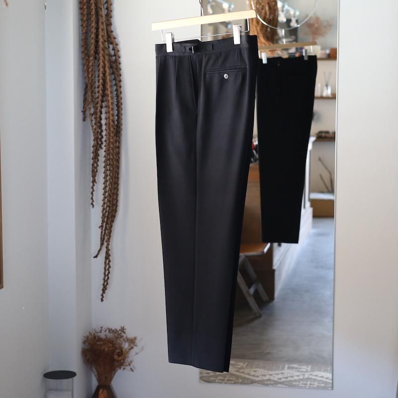 HEUGN】Aaron Gabardine Black Trousers - HUUKU