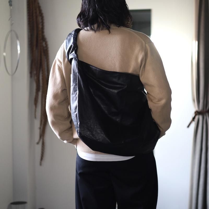 【YOURNUS】Shirring Leather Shoulder Bag ssstein SHIRRING HANDLE LEATHER SHOULDER BAG・LEATHER/BLACK