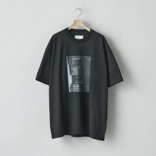<img class='new_mark_img1' src='https://img.shop-pro.jp/img/new/icons8.gif' style='border:none;display:inline;margin:0px;padding:0px;width:auto;' />sssteinOVERSIZED PRINT TEE -SUBTLETY- (MARCERIZED)