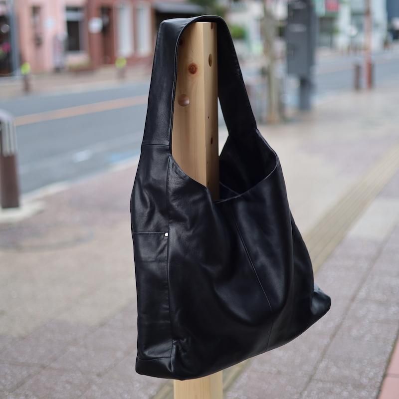 ssstein LEATHER SHOULDER BAG ショルダーバッグ 即完 シュタイン ssstein Leather Shoulder Bag ショルダーバッグ ブラック