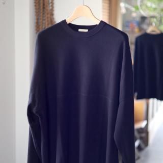 <img class='new_mark_img1' src='https://img.shop-pro.jp/img/new/icons8.gif' style='border:none;display:inline;margin:0px;padding:0px;width:auto;' />ULTERIORC/CASH HONEYCOMB FOOTBALL TEE