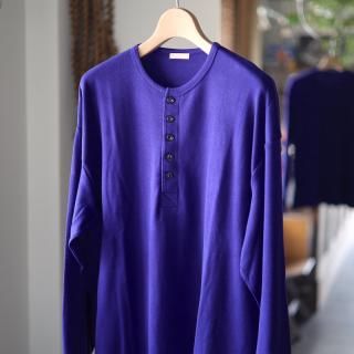 <img class='new_mark_img1' src='https://img.shop-pro.jp/img/new/icons8.gif' style='border:none;display:inline;margin:0px;padding:0px;width:auto;' />ULTERIORC/CASH HONEYCOMB HENLEY-NECK TOP