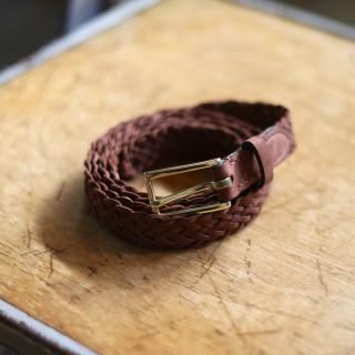 <img class='new_mark_img1' src='https://img.shop-pro.jp/img/new/icons8.gif' style='border:none;display:inline;margin:0px;padding:0px;width:auto;' />HEUGN"Josh" Nubuck Leather Belt