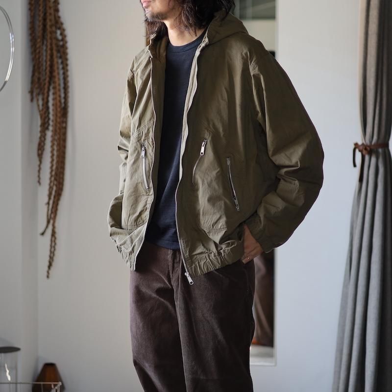 美品 ISSUETHINGS Type 27 サイズ2 サンドベージュ 美品 ISSUETHINGS Type 27 サイズ2 サンドベージュ