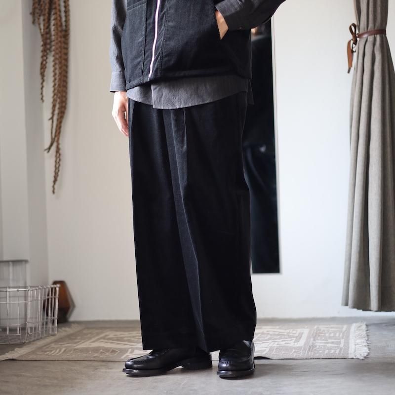 BISOWN】CORDUROY 2TUCK WIDE TROUSERS - HUUKU