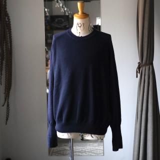 <img class='new_mark_img1' src='https://img.shop-pro.jp/img/new/icons8.gif' style='border:none;display:inline;margin:0px;padding:0px;width:auto;' />MAATEE&SONSCOMBI CASHMERE P/O CREW NECK KNIT