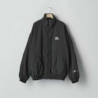 <img class='new_mark_img1' src='https://img.shop-pro.jp/img/new/icons8.gif' style='border:none;display:inline;margin:0px;padding:0px;width:auto;' />ssstein  UMBROCO/NY POPLIN PADDED JACKET
