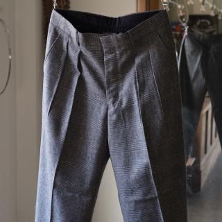 <img class='new_mark_img1' src='https://img.shop-pro.jp/img/new/icons8.gif' style='border:none;display:inline;margin:0px;padding:0px;width:auto;' />Nikki ESSENTIAL PIECESWO/Ca 2tuck Wide Tapered Trousers