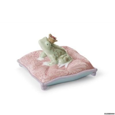 リヤドロ カエルの王子様