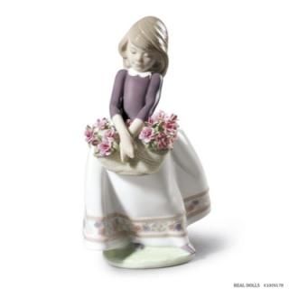 女の子 |リヤドロ(Lladro)通販店舗 REAL DOLLS