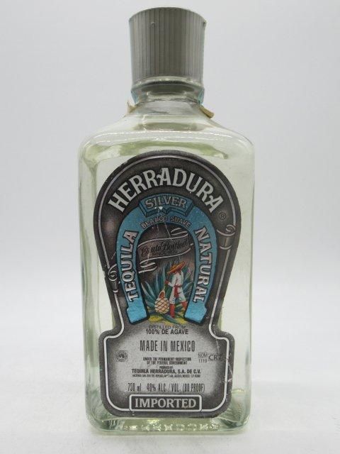 古酒】 エラドゥーラ シルバー 旧ボトル 正規品 サントリー 40度 古酒】 エラドゥーラ シルバー 旧ボトル 正規品 サントリー 40度