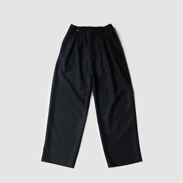 ironariʥʥ FREETUCK  PANTS